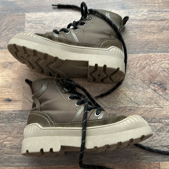 Zara Techical Boots - Picture 3 of 9